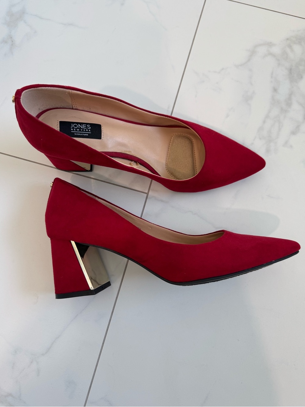 Jones New York Red Suede Pointed Block Heel Pumps with Gold Accent
